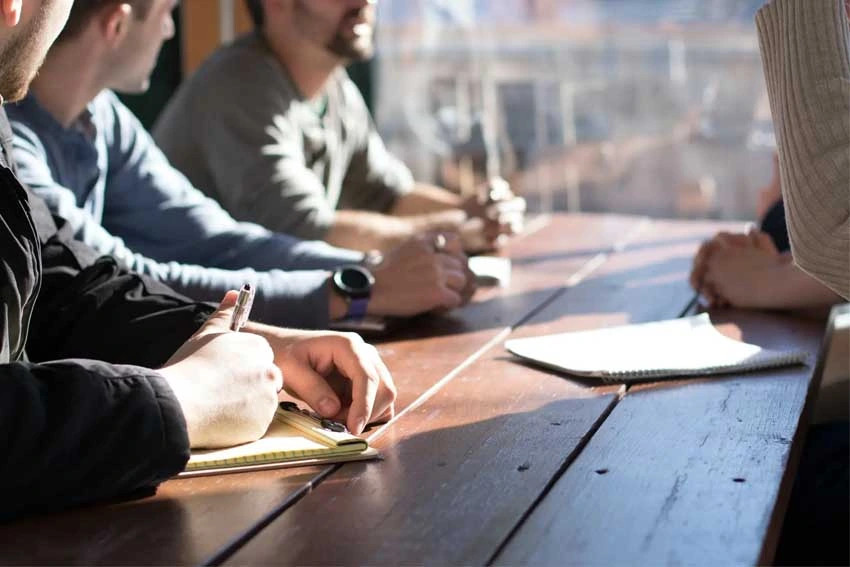 أربَع معتقدات لبناء قُوة عمل تستطيع تحويل الأفكار إلى واقع