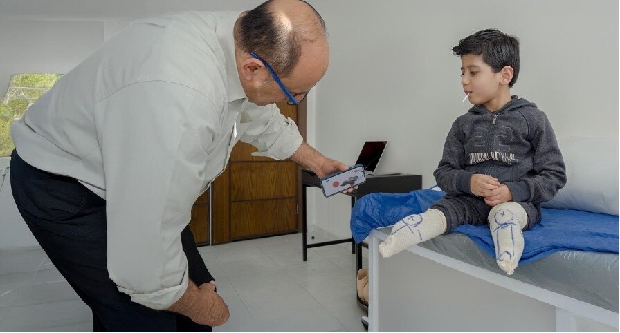 كيف تُعيد الأطراف الصناعية المطبوعة ثلاثيًا الأمل والحركة لضحايا الحروب