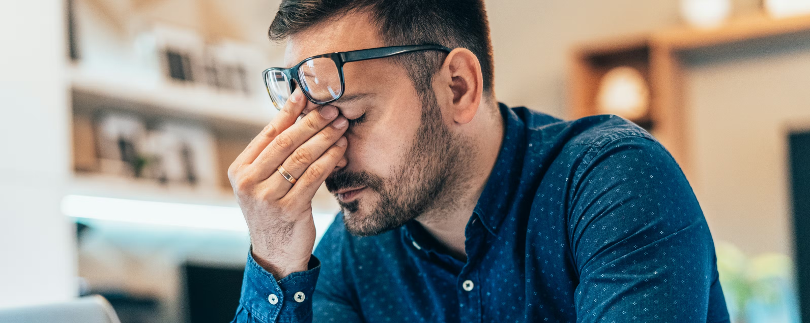 تقييم أداء الوظائف أصبح قديمًا وغالبًا بلا جدوى. لماذا ما زلنا نستخدمه؟