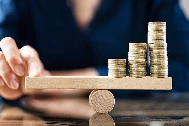إعادة التوازن للاقتصاد العالمي